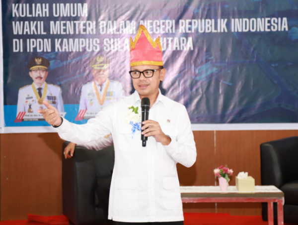 Wakil Menteri Dalam Negeri (Wamendagri) Bima Arya Sugiarto  saat Memberikan Kuliah Umum Di  IPDN Sulut.