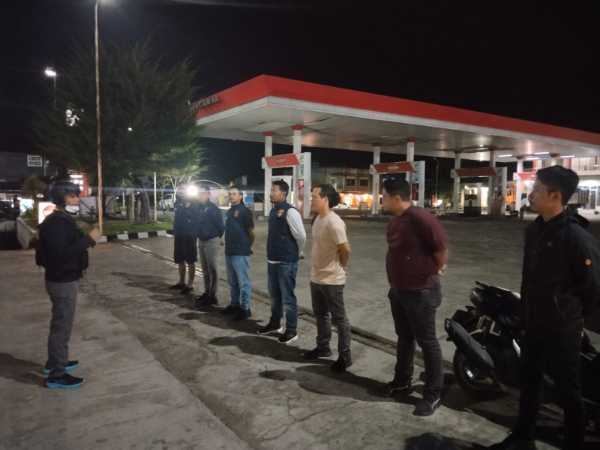 Sat Reskrim Polres Padang Lawas menggelar patroli malam di sejumlah titik rawan kriminalitas di Sibuhuan. Kegiatan yang dipimpin Irwansyah Sitorus ini bertujuan mencegah tindak kejahatan dan menjaga situasi keamanan masyarakat tetap kondusif.