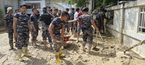 Satgas Percepatan Rehabilitasi dan Rekonstruksi Pascabencana Sumatera melaporkan sekitar 80 persen wilayah terdampak di Aceh, Sumatera Utara, dan Sumatera Barat telah berhasil dibersihkan dari lumpur, sebagai bagian dari percepatan pemulihan pascabencana.