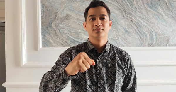 Asosiasi Media Konvergensi Indonesia (AMKI) mengeluarkan mandat pembentukan kepengurusan di Aceh. Kehadiran organisasi ini disambut antusias pengelola media lokal yang siap bergabung memperkuat ekosistem media profesional di era digital.