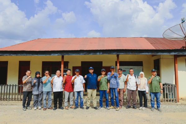 Kemitraan PTPN IV PalmCo terbukti meningkatkan kesejahteraan petani sawit. Di Kampar, Riau, petani mitra bahkan menikmati THR hingga Rp28 juta berkat produktivitas kebun yang terus meningkat.