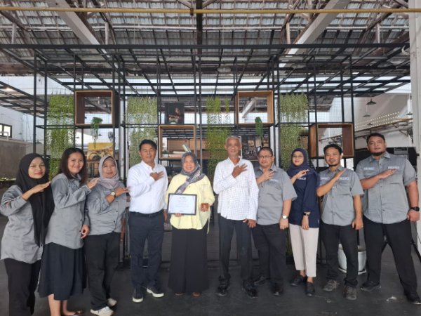 PT Industri Karet Nusantara berhasil meraih penghargaan ACMS 2025 sebagai Unit Kerja Terbaik I kategori Non PTPN. Capaian ini menegaskan komitmen perusahaan dalam transformasi digital dan peningkatan kinerja berbasis teknologi di sektor agroindustri.