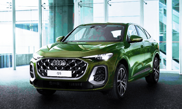 Audi resmi menghadirkan Q5 Sportback terbaru di Indonesia. SUV coupe premium ini menawarkan desain mewah, performa bertenaga, dan teknologi keselamatan modern dengan harga mulai Rp 1,9 miliar.