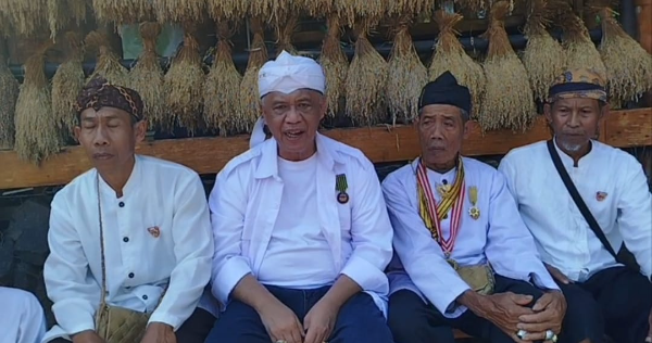Masyarakat Adat Kampung Kuta di Ciamis berharap Gubernur Jawa Barat dapat berkunjung langsung untuk melihat potensi sekaligus berbagai persoalan yang masih dihadapi, mulai dari infrastruktur, pengairan hingga legalitas tanah ulayat.