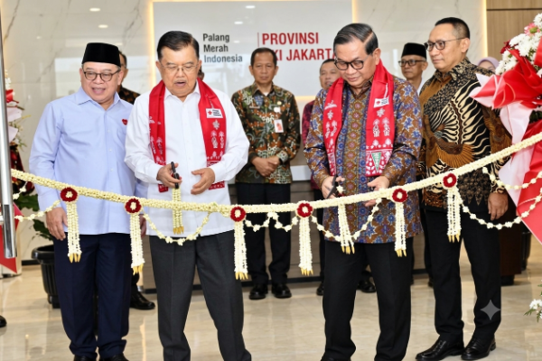 Gubernur DKI Jakarta Pramono Anung meresmikan gedung baru PMI DKI Jakarta di Jalan Kramat Raya, Jakarta Pusat, bertepatan dengan HUT ke-81 PMI, Kamis (17/9/2026).