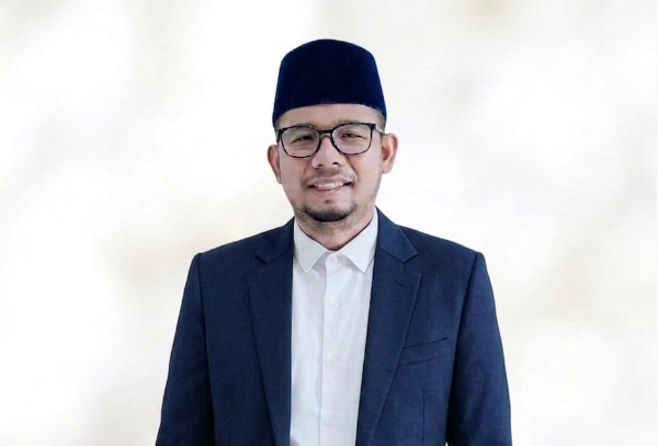 Praktisi hukum sekaligus Managing Partner EMZED LAW FIRM, Muhammad Zubir, S.H., M.H., mengingatkan masyarakat agar berhati-hati dalam menyebarkan tudingan, foto maupun informasi pribadi seseorang melalui media sosial, terlebih jika informasi tersebut berkaitan dengan anak. Kamis, 24/9/2026.