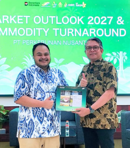 PT KPBN turut berkontribusi dalam Market Outlook Komoditas PTPN Group di Bandung, membahas perkembangan dan prospek pasar komoditas strategis.