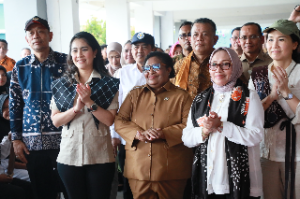 Wamendagri Ribka Bersama Menteri PPPA Kunjungi Pilot Project Rumah Bersama Indonesia di Rusun Marunda