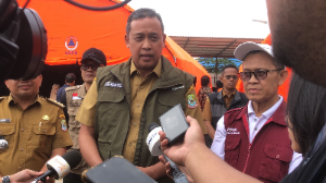 Banjir Bekasi, Tri Adhianto Ambil Langkah Cepat Evakuasi Warga Terdampak Dan Siapkan Pengungsian