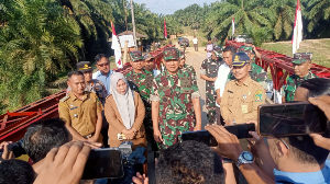 Sinergi TNI dan PTPN IV PalmCo Bangun Jembatan Bailey, Akses Tiga Desa di Langkat Kembali Terhubung Pascabanjir
