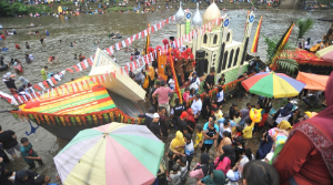 PTPN IV PalmCo Dukung Pelestarian Tradisi Balimau Kasai di Rokan Hulu Sambut Ramadhan 1447 H