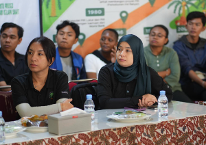 PalmCo Perkuat Literasi Sawit Berkelanjutan, Mahasiswa IPB Pelajari Langsung Praktik Industri di Kebun dan PKS