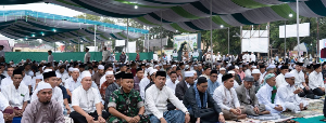 Bupati dan Wabup Padang Lawas Sholat Idul Fitri 1447 H Bersama Ribuan Warga di Lapangan Merdeka Sibuhuan