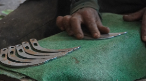 PalmCo Dongkrak Produksi Pandai Besi Kampar, Capai 30.000 Unit per Bulan