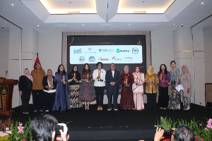 Istri Gubernur Aceh Raih AMKI Kartini Award 2026, Tegaskan Komitmen Pemberdayaan Perempuan