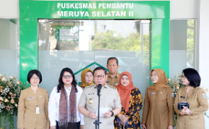 Pramono Resmikan Puskesmas Meruya Selatan II, Hadirkan Area Lansia hingga Kebun Hidroponik
