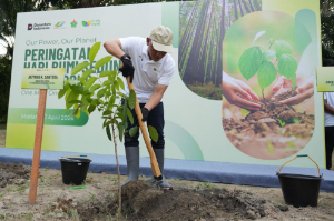 Holding Perkebunan Nusantara Gencarkan Penghijauan, PTPN IV PalmCo Tanam 76 Ribu Pohon untuk Jaga Sumber Air dan Lingkungan