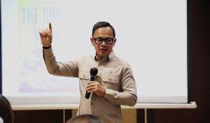 Wamendagri Bima Arya: Pemimpin Masa Depan Harus Mampu Baca Perubahan dan Pimpin Transformasi