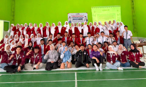 Mahasiswa KKM Universitas Bina Bangsa dan HIMAPSI Edukasi Bahaya Pernikahan Dini di MAN 1 Serang, Bekali Remaja Ambil Keputusan Bijak