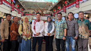 Kevin Wu Hadirkan Posko Pelayanan Terpadu 3-in-1 di Glodok, Warga Bisa Urus Administrasi, Hukum hingga Cek Kesehatan Gratis