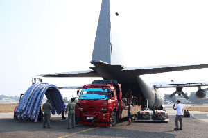 TNI AU Kirim Pompa Air ke Kalimantan untuk Percepat Penanganan Karhutla