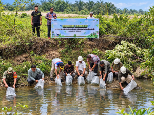 PalmCo Tebar 60 Ribu Bibit Ikan di 12 Sungai Riau, Ini Target Pelestarian Ekosistemnya